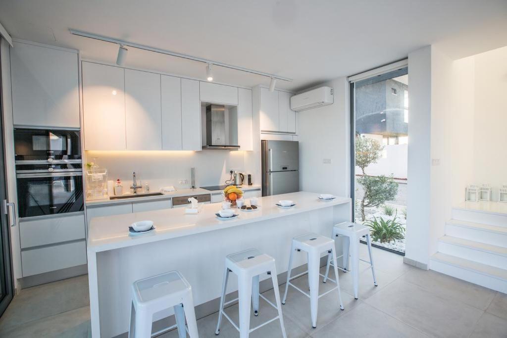 The White H Villa, Protaras, Fresh And Peaceful Paralimni Exterior foto