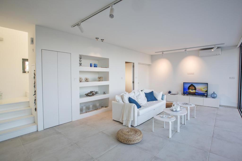 The White H Villa, Protaras, Fresh And Peaceful Paralimni Exterior foto